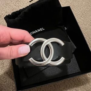 Irreversible Chanel belt